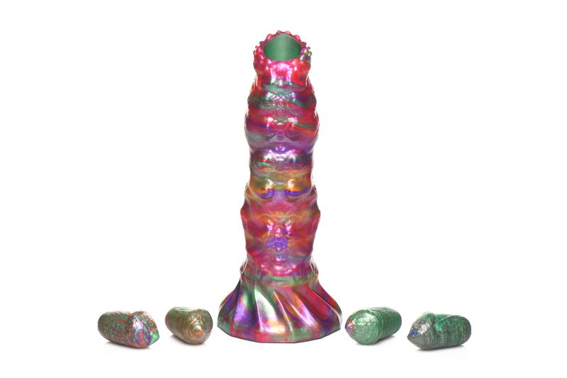 Ovipositor Dildo Met Eieren