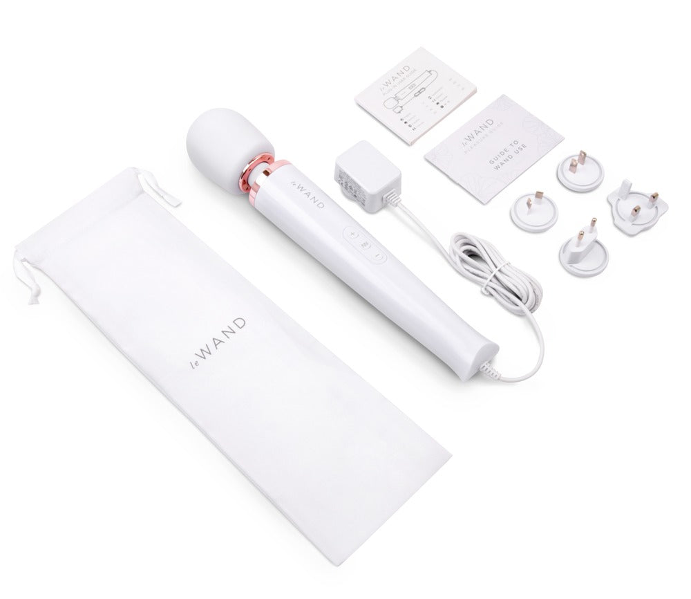 Le Wand Powerful Plug-In White