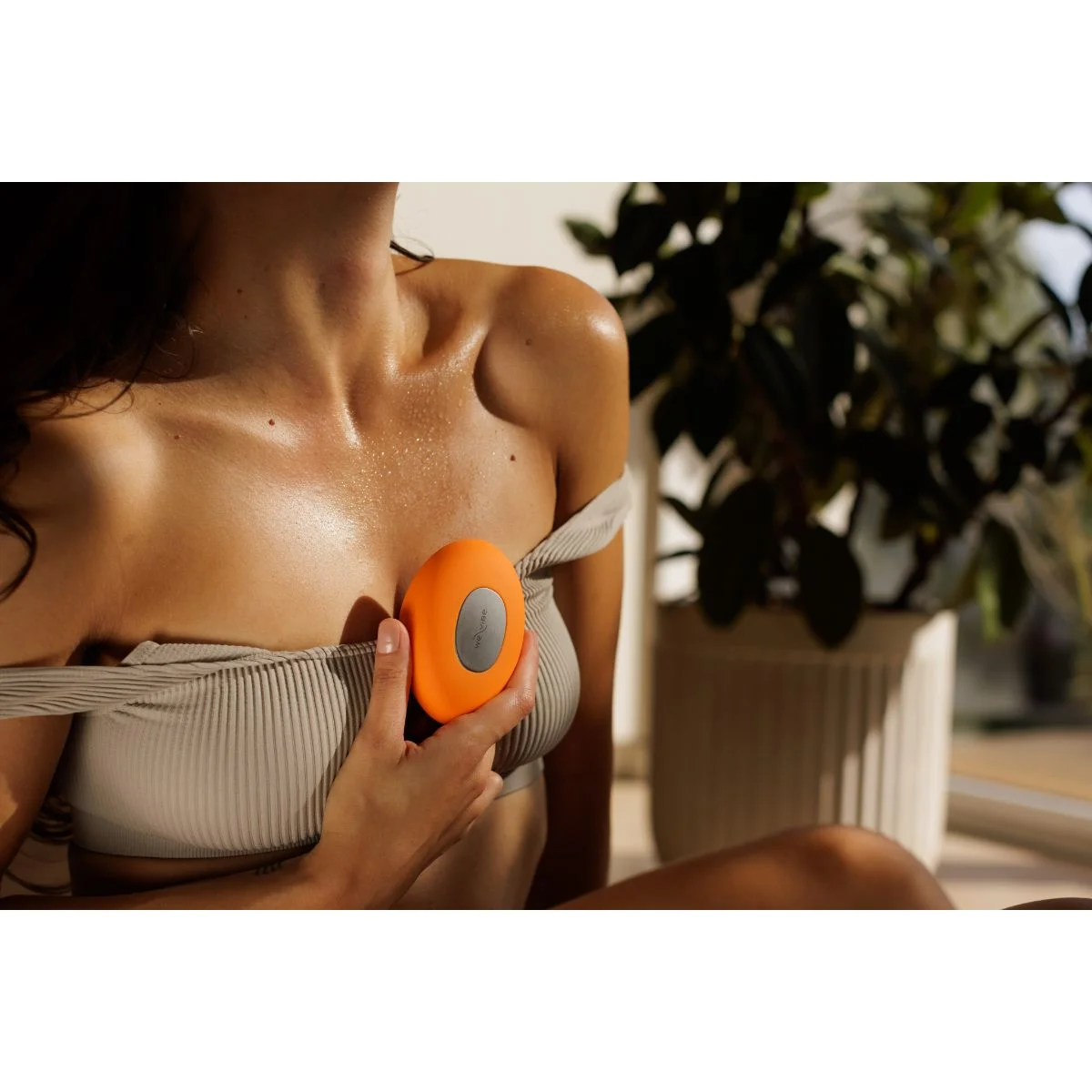 We-Vibe - Temp Lay-On Vibrator - Tangerine