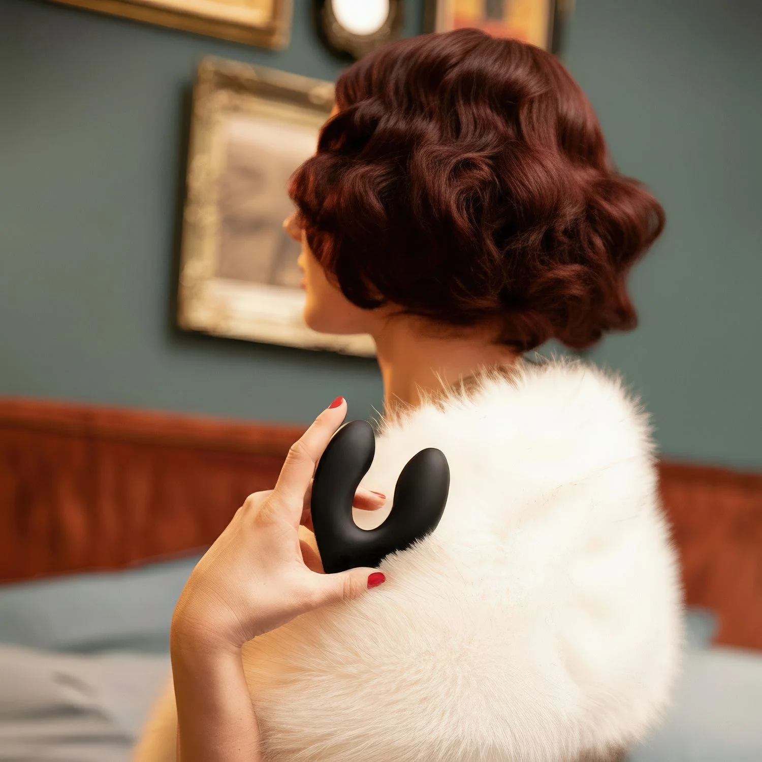 Rosy Gold – Wearable Vibrator met Luxe Oplaadcase – Zwart