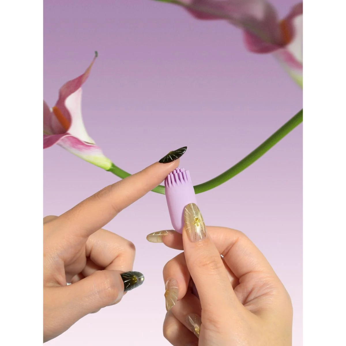 SVAKOM - Plume Vibrator - Pastel Lilac